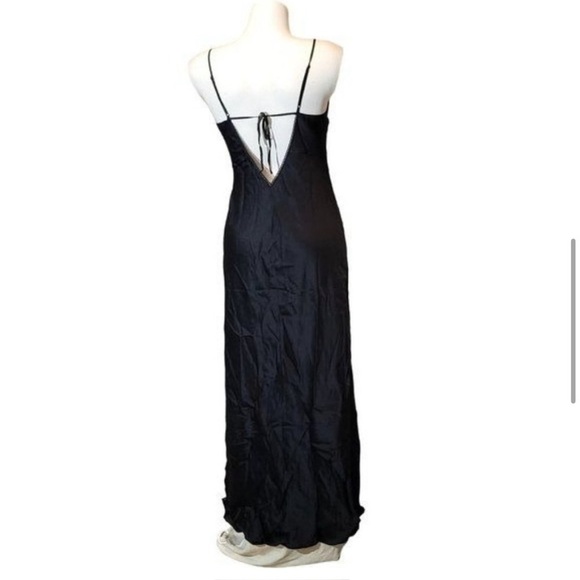 Vintage Victoria's Secret Black Embroidered Slip Dress Gown 100% silk M - Picture 6 of 10